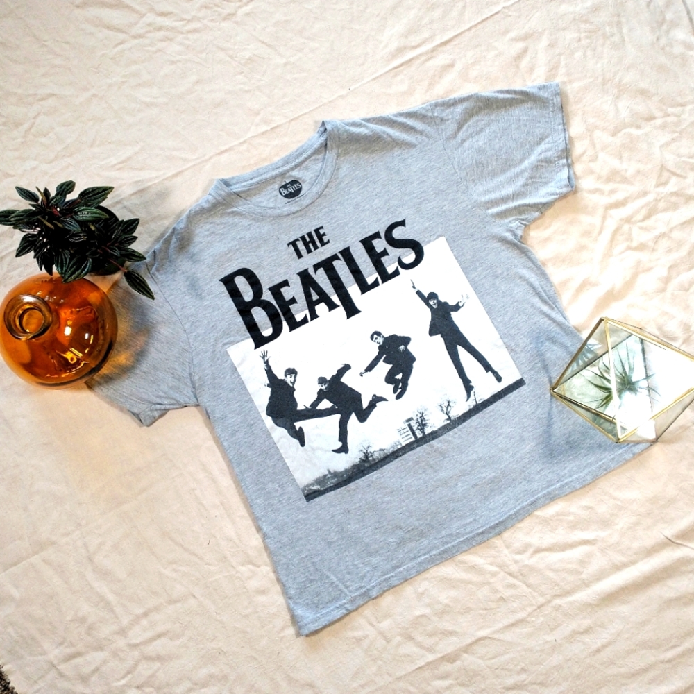 The Beatles Graphic Band T-shirt in Light Grey Size Large from Apple Corps